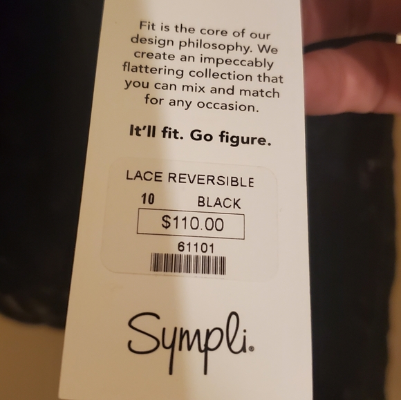 Nwt Simpli cropped lace shorty top - Picture 4 of 7